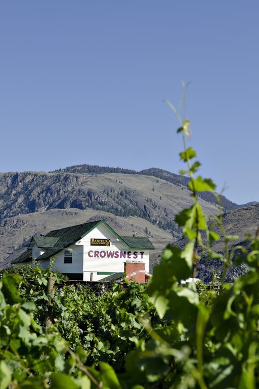 Crowsnest Vineyards Guesthouse Keremeos Extérieur photo