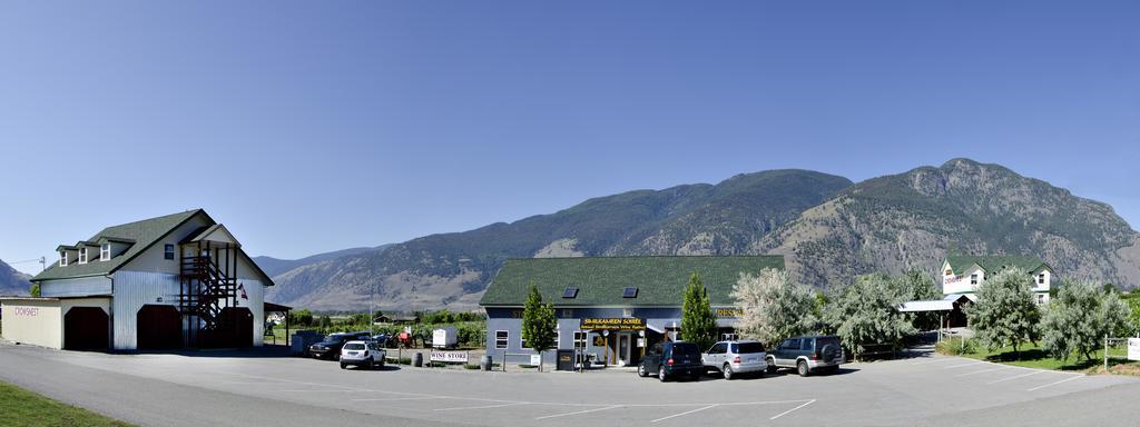 Crowsnest Vineyards Guesthouse Keremeos Extérieur photo