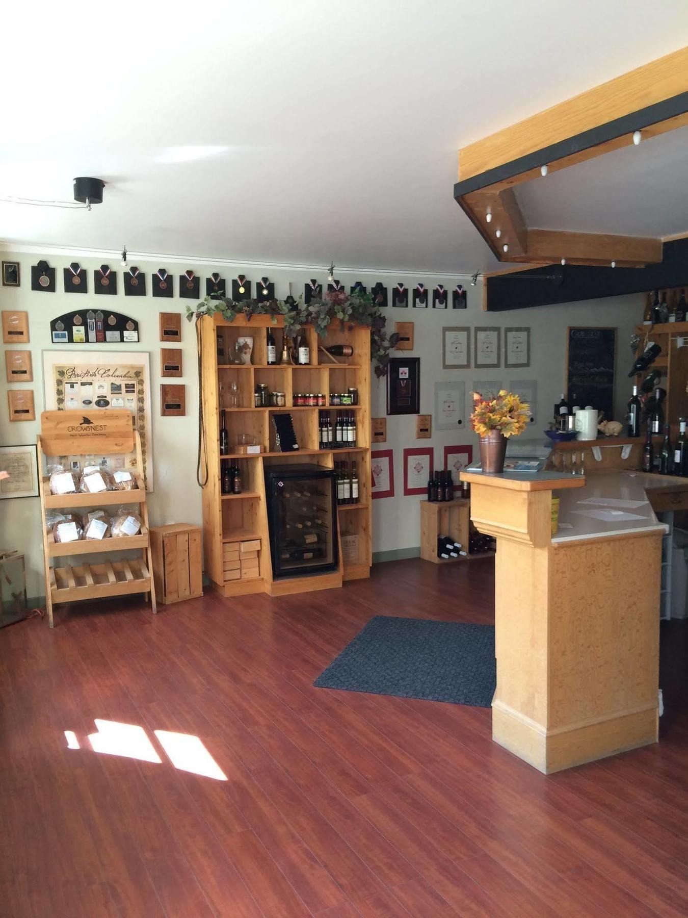 Crowsnest Vineyards Guesthouse Keremeos Extérieur photo