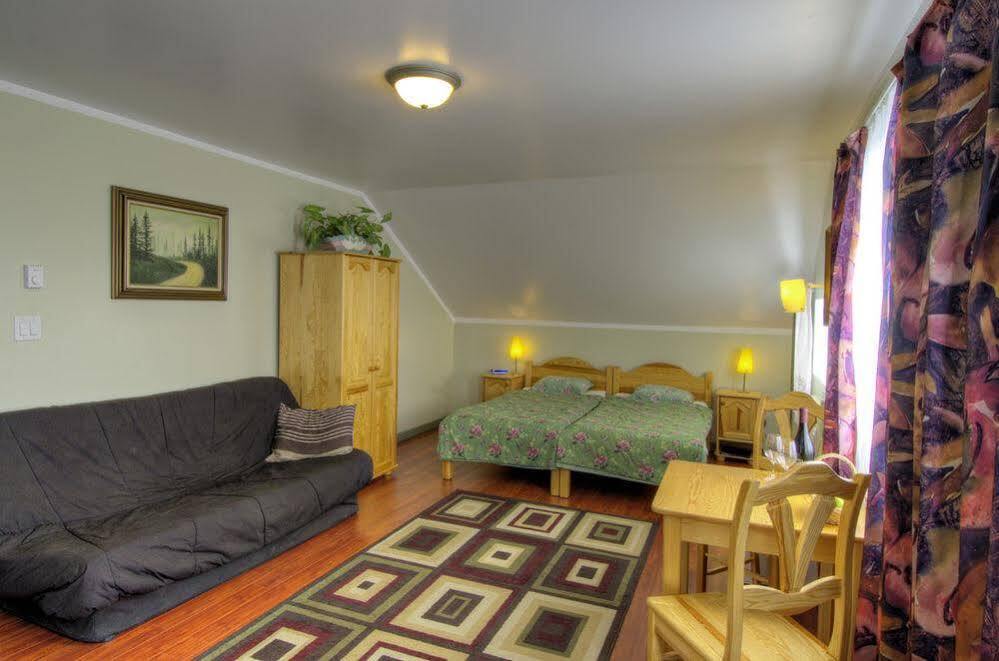 Crowsnest Vineyards Guesthouse Keremeos Extérieur photo